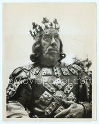 6a176 FERNANDEL 7.25x9.25 news photo '63 French comic in costume like the king from a playing card!
