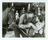6a197 FRIENDLY PERSUASION 8x10 still '56 Gary Cooper in a movie that'll pleasure you in 100 ways!