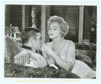 6a456 PRINCE & THE SHOWGIRL 8x10 still '57 Laurence Olivier nuzzles sexy Marilyn Monroe's hand!