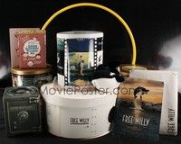 6b017 LOT OF 8 MISC. PROMO ITEMS lot '93-'00 popcorn tins, cookie jar, Free Willy items & more!