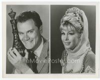 6k359 I DREAM OF JEANNIE TV 8x10 still '60s split image of genie Barbara Eden & Larry Hagman!