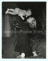 6k448 MADE FOR EACH OTHER 7.75x10 still '39 joyous Carole Lombard holds baby Jackie Taylor!