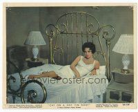 6k062 CAT ON A HOT TIN ROOF color 8x10 still #4 '58 sexiest Elizabeth Taylor sprawled on bed!