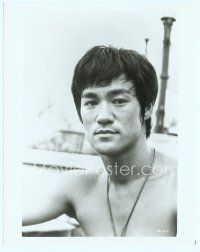 6m074 BRUCE LEE 8x10 still '73 barechested close up of the kung fu legend from Fists of Fury!