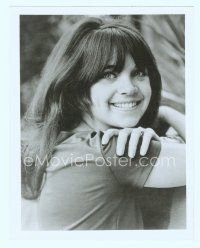 6m102 CINDY WILLIAMS 8x10.25 still '72 c/u smiling really big from Travels With My Aunt!