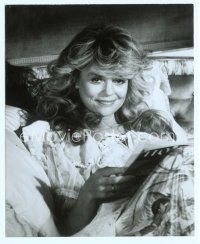 6m163 DYAN CANNON deluxe 8x10 still '80s smiling close up reading a magazine & laying in bed!