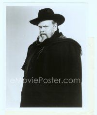 6m405 ORSON WELLES 8x10 still '77 scowling portrait all in black from F for Fake!