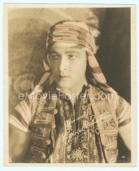 6m452 RUDOLPH VALENTINO deluxe 7.75x9.5 still '29 great waist-high portrait from after his death!