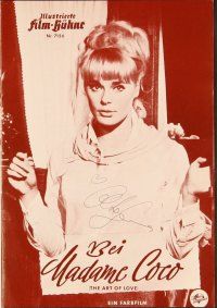 6s084 ART OF LOVE signed German program '65 by Elke Sommer, who's with Dick Van Dyke!