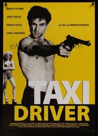 6t268 TAXI DRIVER German R06 great image of Robert De Niro with gun, directed by Martin Scorsese!