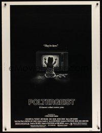 6w127 POLTERGEIST style B 30x40 '82 Tobe Hooper, classic They're here image of little girl by TV!