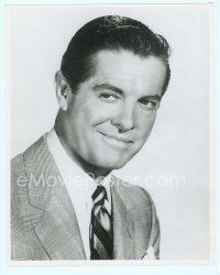 6z635 ROBERT CUMMINGS deluxe 11x14 still '50s great head & shoulders portrait of smiling actor!