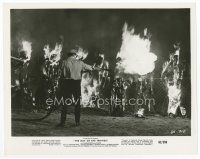 7b191 DAY OF THE TRIFFIDS 8x10 still '62 classic English horror, Howard Keel burning plants!