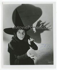 7c271 MARGARET HAMILTON signed 8x10 REPRO still '70s Wicked Witch of the West in The Wizard of Oz!