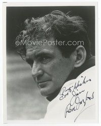 7c297 ROD TAYLOR signed 8x10 REPRO still '80s great head & shoulders close up of the actor!