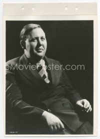 7f092 CHARLES LAUGHTON 8x10 key book still '30s wonderful young portrait seated in suit & tie!