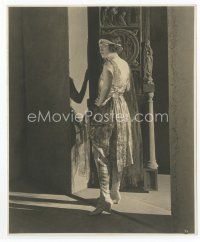 7f364 MARION DAVIES deluxe 7.75x9.75 still '20s full-length in costume by ornate carved door!