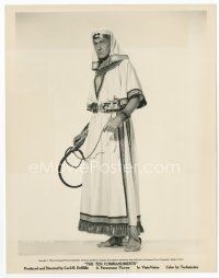 7f490 VINCENT PRICE 8x10.25 still '56 full-length holding whip as Baka from The Ten Commandments!