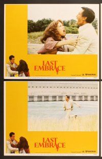 7g204 LAST EMBRACE 8 LCs '79 Roy Scheider, Janet Margolin, directed by Jonathan Demme!