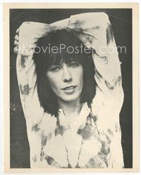 7j187 LILY TOMLIN signed index card '90s with an 8x10 REPRODUCTION still!