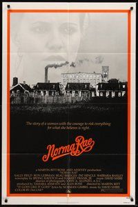 7r594 NORMA RAE 1sh '79 Sally Field in the story of a woman with the courage to risk everything!