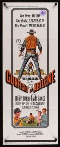 8a285 GUNFIGHT IN ABILENE insert '67 art of cowboy Bobby Darin in a showdown!