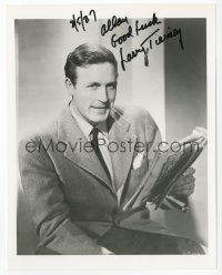 8b089 LAWRENCE TIERNEY signed 8x10 REPRO still '80s close portrait of the actor reading magazine!