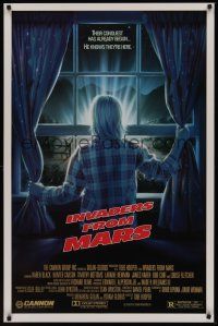 8k293 INVADERS FROM MARS R rated 1sh '86 Tobe Hooper, different art by Mahon, they're here!