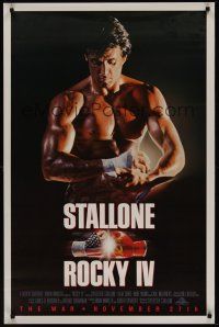 8k505 ROCKY IV advance 1sh '85 great image of champ Sylvester Stallone wrapping his hands!