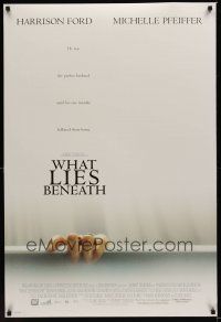 8m746 WHAT LIES BENEATH int'l DS 1sh '00 Robert Zemeckis directed, Harrison Ford & Pfeiffer!