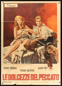 8p165 TOWER OF SCREAMING VIRGINS Italian 1p '68 great artwork of sword pointing at couple in bed!