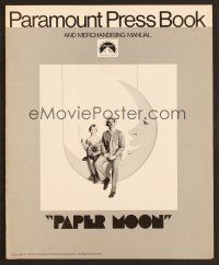 8r470 PAPER MOON pressbook '73 great image of smoking Tatum O'Neal with dad Ryan O'Neal!