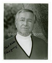8s090 ROBERT YOUNG signed 8x10 REPRO still '80s head & shoulders portrait late in his career!