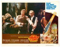 8t172 AT THE EARTH'S CORE LC #8 '76 Peter Cushing & Doug McClure are caught by wacky creature!