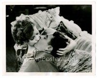 8w279 FLESH & THE DEVIL 7x9 news photo 1950 tells how such passionate kisses are no longer allowed!