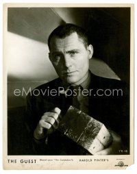 8w331 GUEST 8x10 still '64 close up of Robert Shaw, from the play The Caretaker by Harold Pinter!