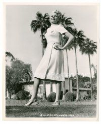 8w437 LADY FROM SHANGHAI candid 8x10 still '47 Rita Hayworth by her Santa Monica home by Cronenweth
