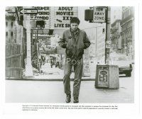 8w666 TAXI DRIVER 8x10 still '76 Martin Scorsese, classic image of Robert De Niro walking!