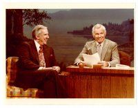 8w066 TONIGHT SHOW color 8x10 TV still '70s Johnny Carson & Ed McMahon smiling on the set!