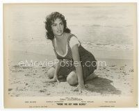8x179 GINA LOLLOBRIGIDA 8x10.25 still '59 kneeling on beach from Where the Hot Wind Blows!