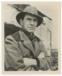 8x493 ROBERT BEATTY 8x10 still '60s close portrait wearing fedora with his arms crossed!