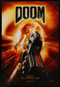 8z337 DOOM teaser 1sh '05 Hell Breaks Loose, cool image of monster & gun!