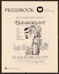 9d308 CAMELOT pressbook R73 Richard Harris as King Arthur, Vanessa Redgrave as Guenevere!
