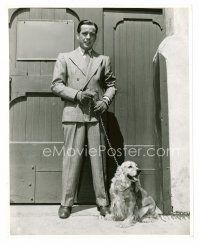 9j034 ALL THROUGH THE NIGHT candid 8x10 still '42 Humphrey Bogart full-length with his dog Mickey!