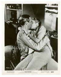 9j554 REAR WINDOW 8x10 still '54 Alfred Hitchcock, Jimmy Stewart kissing sexy Grace Kelly!