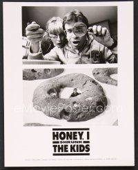 9p879 HONEY I SHRUNK THE KIDS 2 8x10 stills '89 wacky images of Rick Moranis & his tiny children!