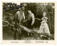 9r183 IRISH MCCALLA signed 8x10 still '59 holding up a couple from Five Bold Women!