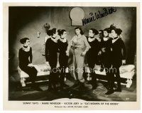 9w166 MARIE WINDSOR signed 8x10 still '53 held captive by female aliens from Cat-Women of the Moon!