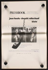 9z186 KLUTE pressbook '71 Donald Sutherland helps intended murder victim & call girl Jane Fonda!