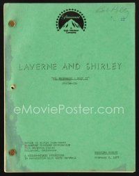 1c145 LAVERNE & SHIRLEY TV shooting script February 02, 1977, Michael McKean, Hi Neighbors -Book II